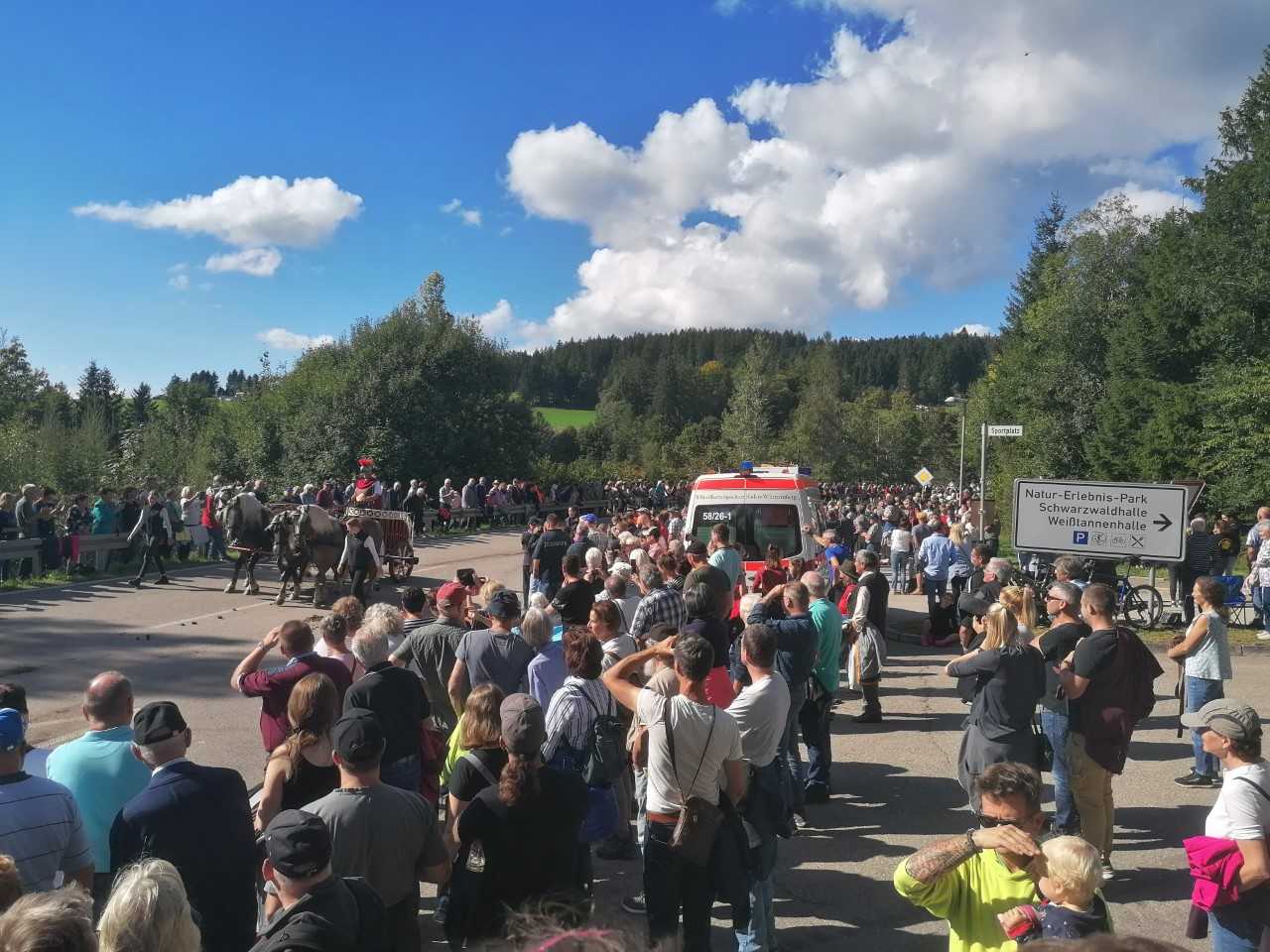 Das Archiv-Bild von Matthias Reinbold zeigt einen Blick auf das Roßfest 2022.